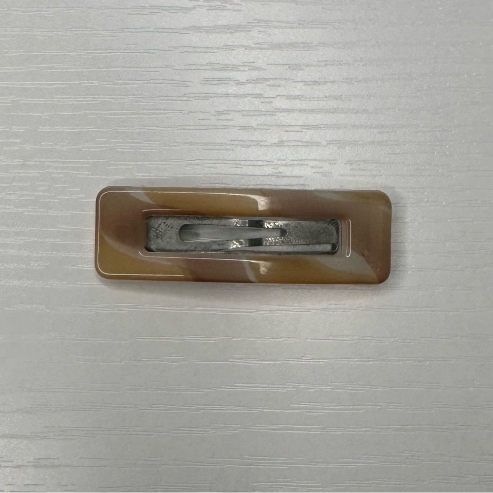 💲1 with purchase❗️ - Tortoiseshell Rectangular Resin Hair Clip